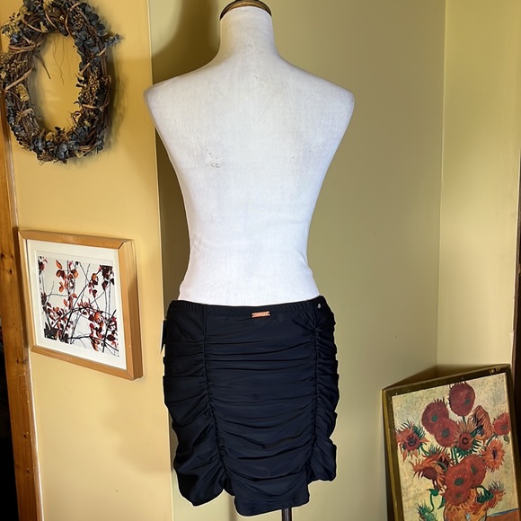 RAISINS CURVE Size 16W PinUp Girl Ruched Swim Skirt Stretch Sexy Slim $119 NEW - Picture 6 of 16